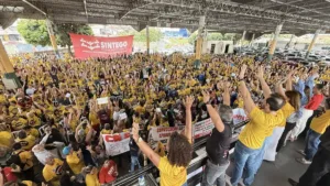 servidores-da-educacao-de-goiania-encerram-greve