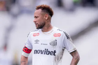 santos-deve-preservar-neymar-ate-apresentacao-na-selecao-por-conta-de-edema-na-panturrilha