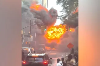 video:-carro-explode-em-rua-movimentada-de-nova-york-–-cnn-brasil