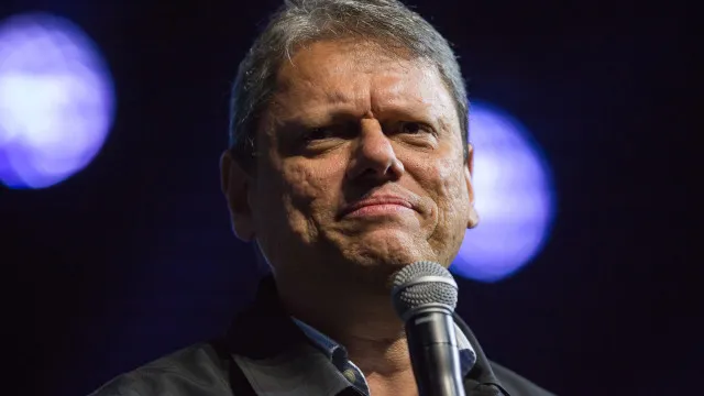 tarcisio-sinaliza-antecipar-inauguracao-da-linha-6-do-metro-para-campanha-de-reeleicao