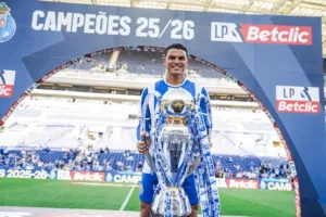 campeao-portugues,-thiago-silva-deixa-o-porto-apos-cinco-meses