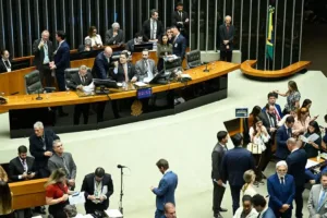 congresso-derruba-vetos-de-lula-e-libera-verba-para-municipios-antes-da-eleicao