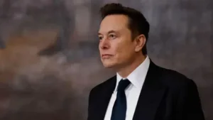 como-elon-musk-pode-ficar-trilionario-com-oferta-de-acoes-da-spacex-na-bolsa