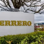 ferrero-e-condenada-apos-criancas-consumirem-kinder-ovo-com-larvas-em-mg