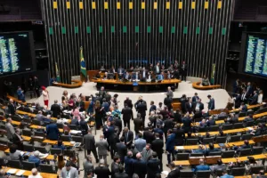 camara-aprova-proibicao-de-sigilo-em-gastos-com-viagens-de-autoridades