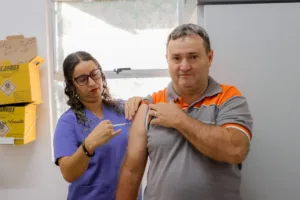 dia-d-da-vacinacao-contra-gripe-tera-mais-de-100-postos-na-grande-goiania;-veja-onde-se-imunizar