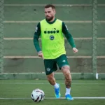 goias-tera-voltas-importantes-contra-o-avai,-mas-atacante-vira-duvida