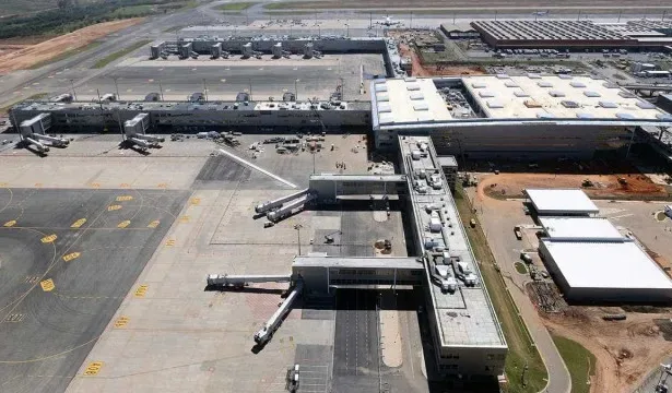 governo-lula-quer-nova-pista-em-viracopos-para-evitar-colapso-aereo-em-sp
