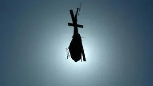 piloto-morre-em-queda-de-helicoptero-em-cidade-de-santa-catarina