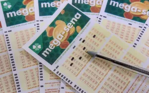 mega-sena-30-anos:-premio-especial-sobe-para-r$-320-milhoes;-g1-transmite-sorteio-no-domingo-–-g1