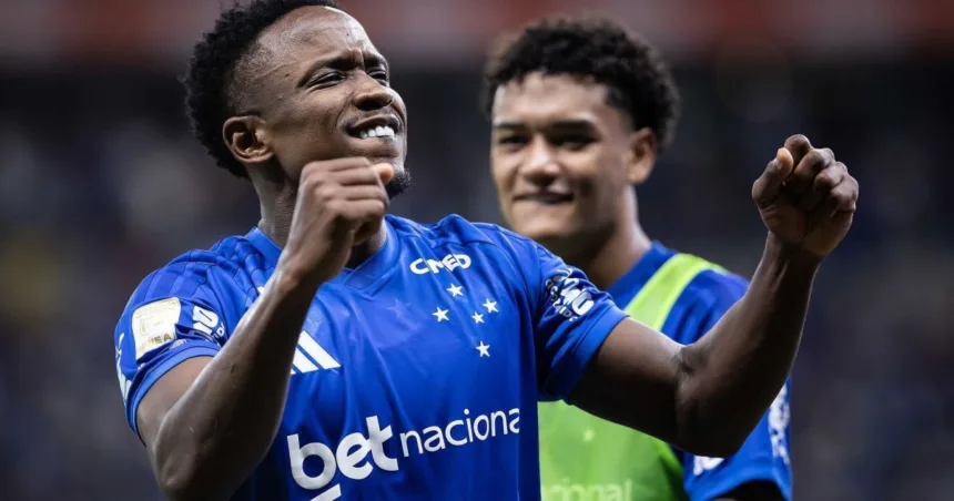cruzeiro-segura-pressao-no-fim,-vence-chapecoense-e-respira-no-brasileirao-–-cnn-brasil