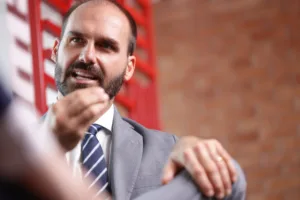 dpu-pede-anulacao-da-acao-contra-eduardo-por-parcialidade-de-moraes