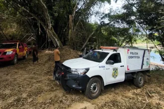 idoso-morre-afogado-durante-travessia-no-rio-corumba,-em-orizona