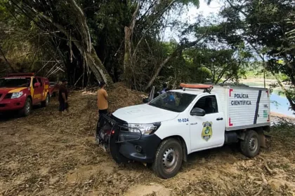 idoso-morre-afogado-durante-travessia-no-rio-corumba,-em-orizona