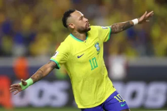 convocacao-de-neymar-mostra-que-brasil-esta-desesperado-para-ter-‘seu-proprio-messi’,-diz-jornal-ingles