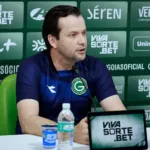 “o-comprometimento-aqui-e-total”,-diz-daniel-paulista-apos-vitoria-do-goias