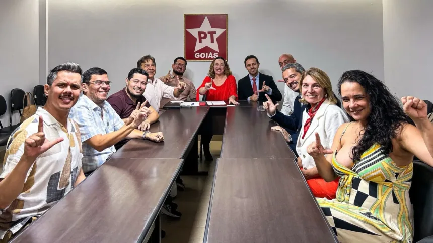 sete-partidos-formam-frente-de-apoio-a-lula-e-articulam-chapa-unificada-em-goias