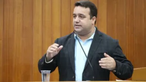 ex-vereador-leandro-sena-e-investigado-por-desvios-na-prefeitura-de-goiania-em-2024