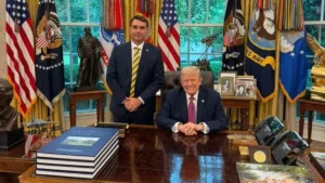 flavio-se-reune-com-trump-na-casa-branca:-‘conversa-bacana’