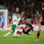 paulinho-e-denunciado-por-comemoracao-de-gol-do-palmeiras-contra-o-flamengo-–-jovem-pan
