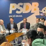 psdb-e-cidadania-aprovam-aecio-neves-como-pre-candidato-a-presidente