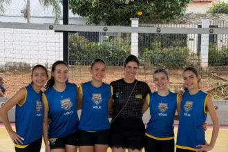 comportamento-de-torcida-provoca-“crise-de-panico”-e-ate-exclusao-de-equipe-em-torneio-de-base-de-volei