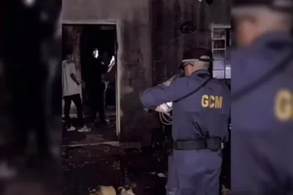 jovem-e-preso-por-atear-fogo-na-casa-da-mae,-em-goiania