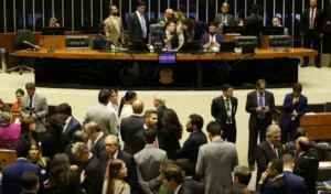 comissao-da-camara-vota-nesta-quarta-proposta-pelo-fim-da-escala-6×1