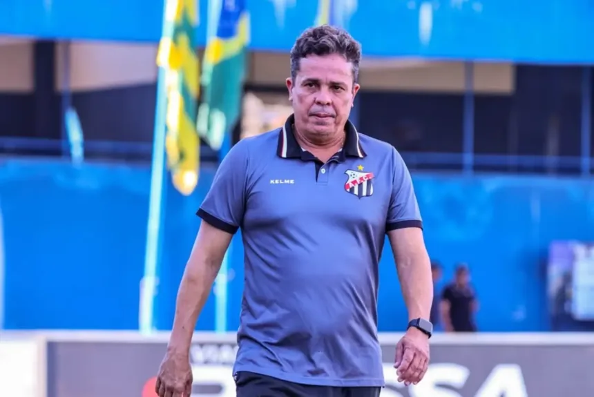 tecnico-evaristo-piza-projeta-confronto-que-pode-render-titulo-inedito-da-copa-centro-oeste-para-o-anapolis