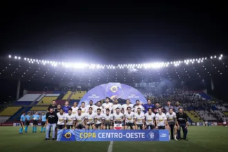 anapolis-marca-no-ultimo-lance-e,-mesmo-com-derrota,-conquista-inedito-titulo-da-copa-centro-oeste
