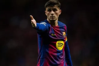 pedri-declara-fidelidade-ao-barcelona:-“nao-troco-o-clube-por-nada”,-afirma-meio-campista-em-entrevista