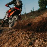 pratica-de-alibi-de-homologacao-em-motos-ktm-enduro-vira-alvo-de-investigacao-na-europa