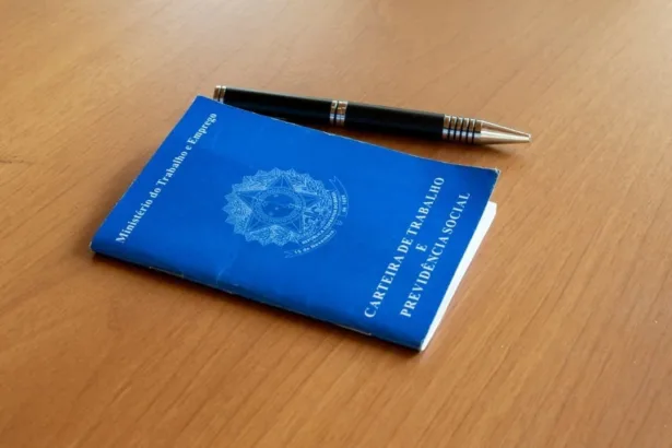 camara-aprova-fim-da-escala-6×1-e-pec-segue-para-senado;-adaptacao-tera-ate-14-meses