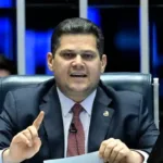 davi-alcolumbre-envia-pec-alternativa-a-6×1-para-ccj-do-senado-federal