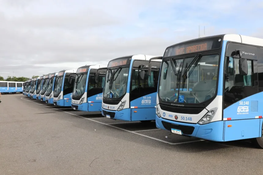 empresa-de-transporte-publico-oferece-quase-50-vagas-em-goiania;-salarios-chegam-a-r$-3,7-mil