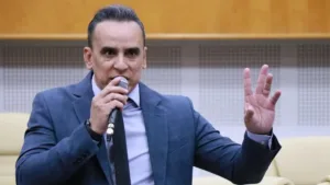 ‘demonstrou-nao-ter-vinculo-com-associacao-criminosa’,-diz-defesa-de-zander-apos-depoimento-de-1h30