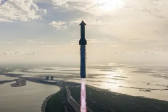 eua-suspendem-voos-da-nave-starship-apos-falha-em-foguete