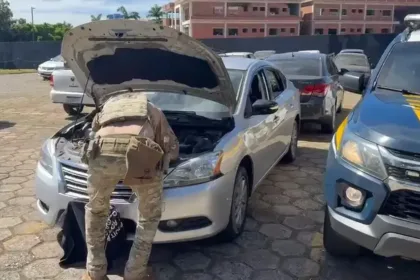 homem-sem-cnh-compra-placas-falsas-na-internet-para-evitar-multas-e-acaba-preso-em-goiania