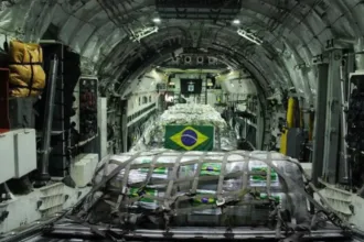 governo-brasileiro-doa-21-toneladas-de-alimentos-a-bolivia-em-meio-a-crise-no-pais-vizinho