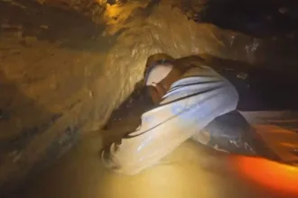 diver-australiano-integra-equipe-internacional-para-resgatar-vitimas-presas-em-caverna-inundada-no-laos
