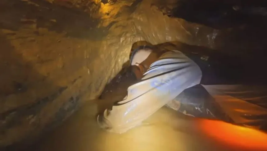 diver-australiano-integra-equipe-internacional-para-resgatar-vitimas-presas-em-caverna-inundada-no-laos