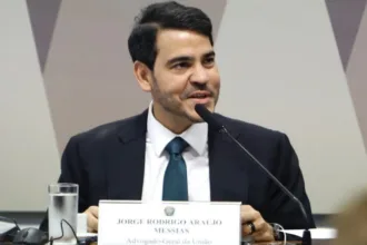 lula-diz-que-vai-reenviar-indicacao-de-jorge-messias-ao-stf-–-poder360