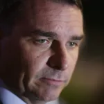 flavio-bolsonaro-diz-que-lula-trata-cv-e-pcc-como-“nossos-criminosos”