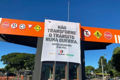 no-transito,-enxergar-o-outro-e-salvar-vidas