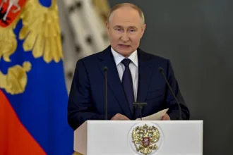 presidente-putin-nega-ameacas-a-europa-apos-queda-de-drone-na-romenia;-moscou-sugere-origem-ucraniana