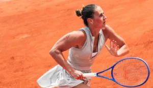 marta-kostyuk-supera-iga-swiatek-por-2-sets-a-0-no-french-open-e-atinge-quartas-de-final-em-roland-garros