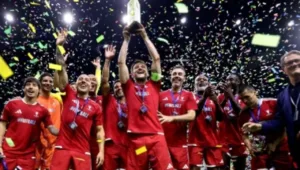 ivan-rakitic-exalta-promocao-do-fc-schalke-04-a-bundesliga-e-fala-sobre-expectativas-futuras