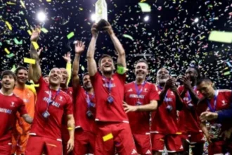 ivan-rakitic-exalta-promocao-do-fc-schalke-04-a-bundesliga-e-fala-sobre-expectativas-futuras
