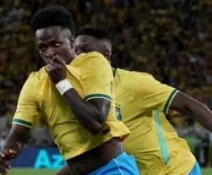 brasil-toma-susto-no-inicio,-mas-atropela-o-panama-na-despedida-para-a-copa-do-mundo