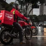 Lula anuncia crédito para entregadores de aplicativo